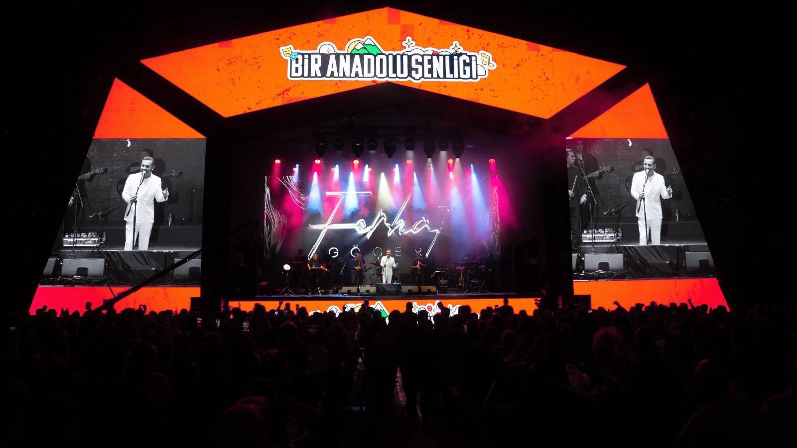 bir anadolu senligi bes sehirde 898 bin 608 kisi sanatla bulustu IzqNEeQI