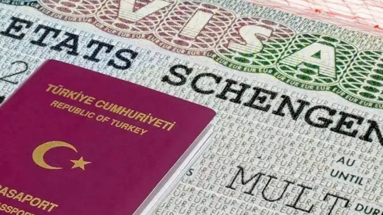 schengen vizesinde buyuk degisiklik turk vatandaslari nasil etkilenecek OdV1T5CG.jpg