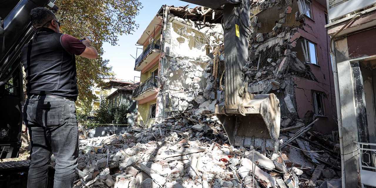 erken uyari sistemi sonuc verdi sindirgi depremini kandilli onceden bildi z7FPFAUI.jpg