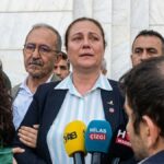 Esra Işık’ın Tahliyesi Gerçekleşmedi, Anne Işık: “Dimdik Ayaktayız!”