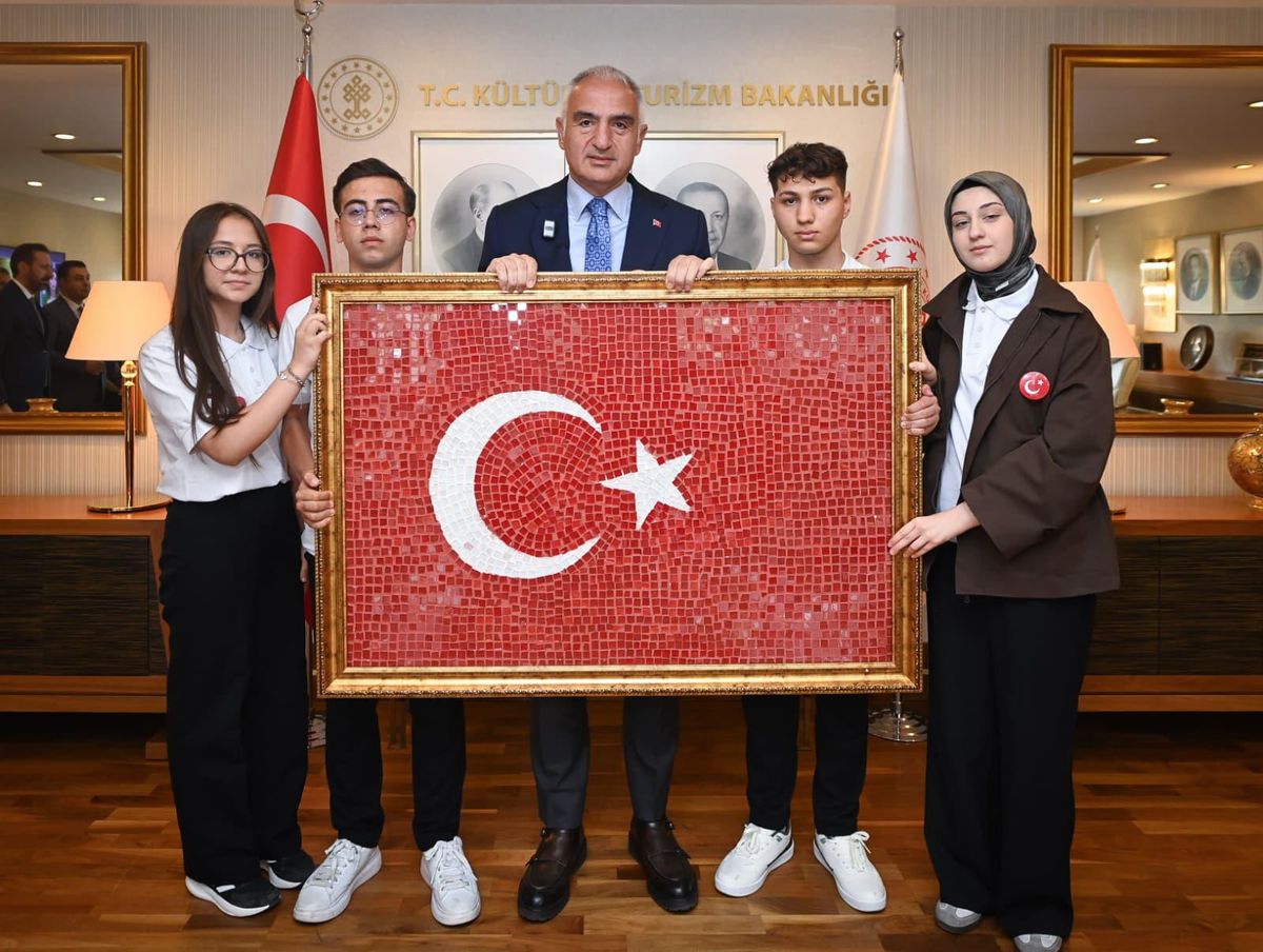 Genç Sanatçılar, 19 Mayıs’ta Bakan Ersoy ile Buluştu