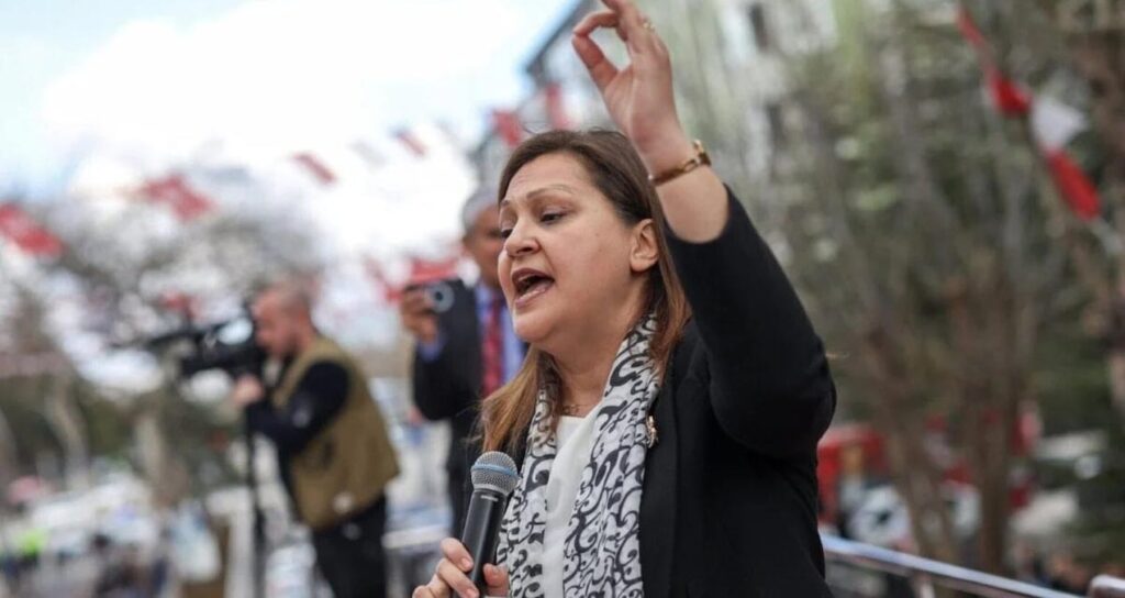 Burcu Köksal, AK Parti’ye Katılma Tarihini Açıkladı