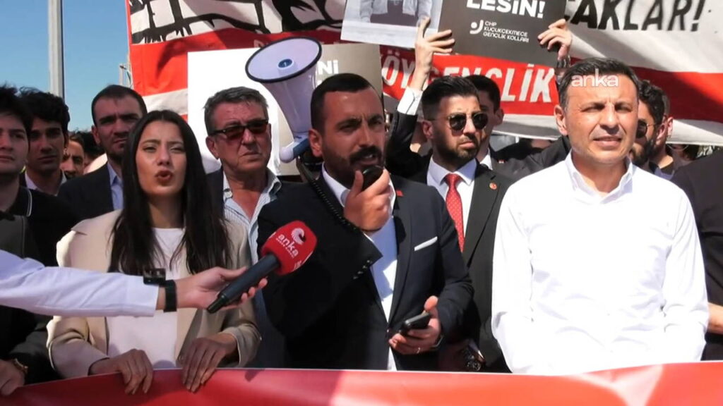 CHP İstanbul Gençlik Kolları 19 Mayıs’ı Coşkuyla Kutladı: “Sorumluluğumuzun Bilincindeyiz”