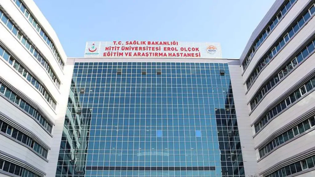 Çorum’da Hastane Çalışanlarına Yönelik Hırsızlık ve Dolandırıcılık Operasyonu: 7 Gözaltı