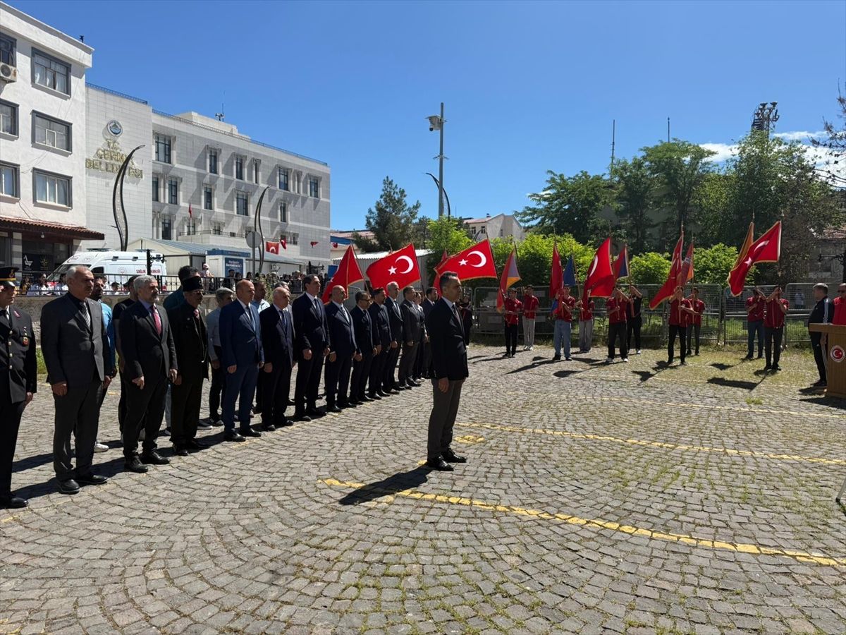 Çermik’te 19 Mayıs Coşkusu: Gençler Atatürk’ü Andı