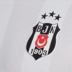 Besiktastan o isim ile ilgili son dakika aciklamasi kamuoyunu alenen yaniltmaktadir kN4naiB9