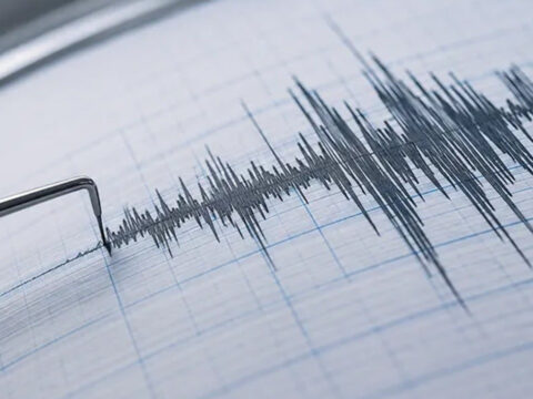 Son dakika elazigda korkutan deprem 7m8jiYzA